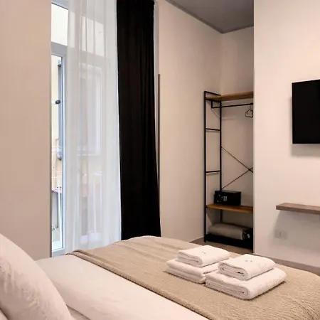 Gæstehus Sleep Toledo - Self Check-in Napoli